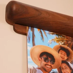 KLIP - Wall mounted paper display frame